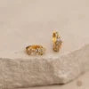 Clair Krystal Guld Mini Huggie Ørering - Sisi Copenhagen