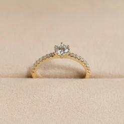 CLASSIC ALLIANCE 6-PRONG DIAMOND RING - 0.7ct - YG
