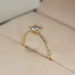 CLASSIC ALLIANCE 6-PRONG DIAMOND RING - 0.9ct - YG