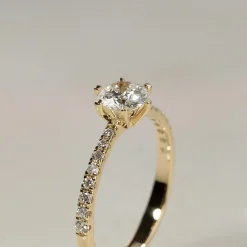 CLASSIC ALLIANCE 6-PRONG DIAMOND RING - 0.9ct - YG