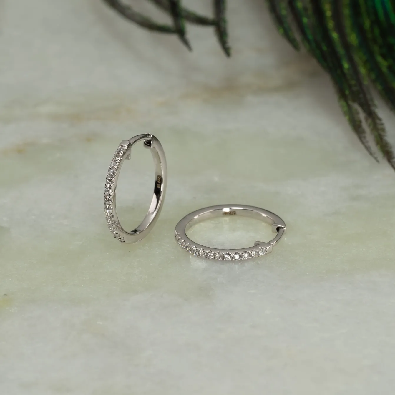 CLASSIC DIAMOND CREOL EARRING - 0.2ct - WG