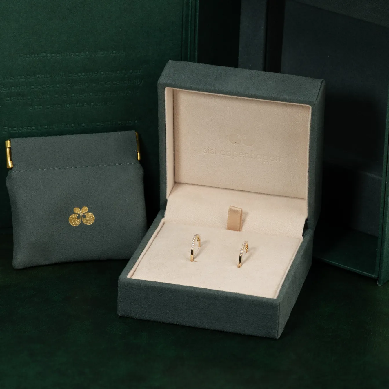 CLASSIC DIAMOND CREOL EARRING - 0.2ct - YG