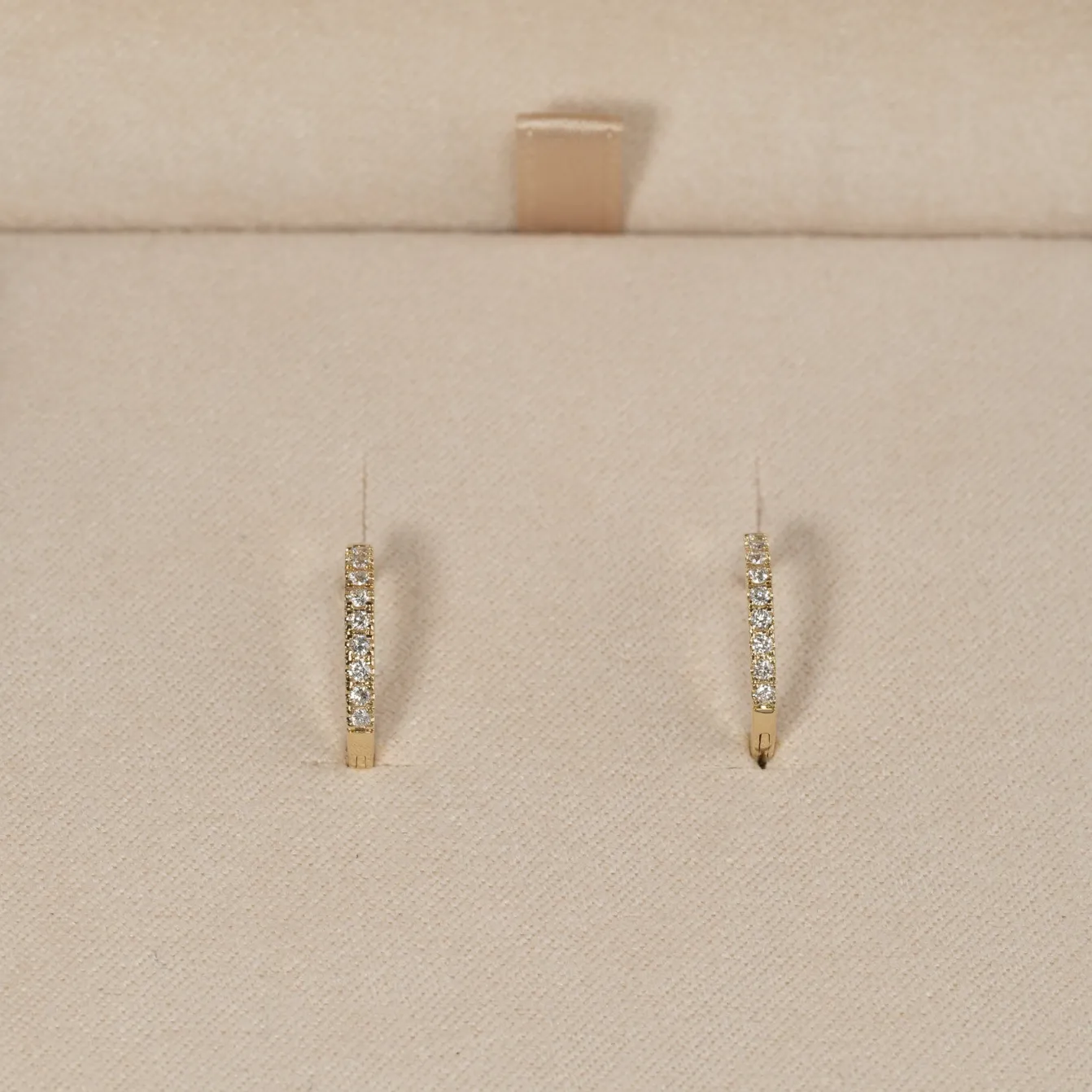 CLASSIC DIAMOND CREOL EARRING - 0.15ct - YG