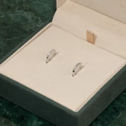 CLASSIC DIAMOND CREOL EARRING - 0.11ct - WG