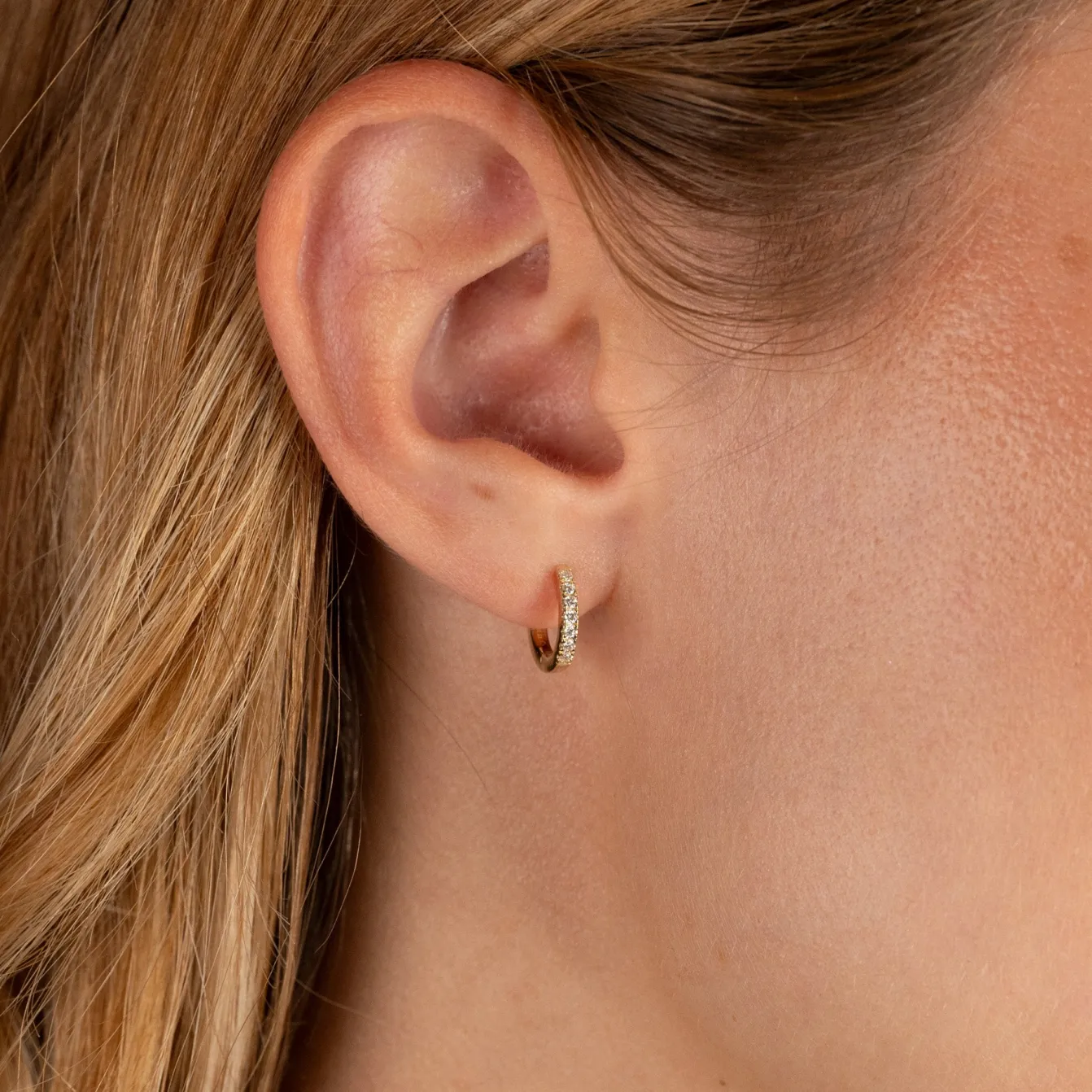 CLASSIC DIAMOND CREOL EARRING - 0.11ct - YG
