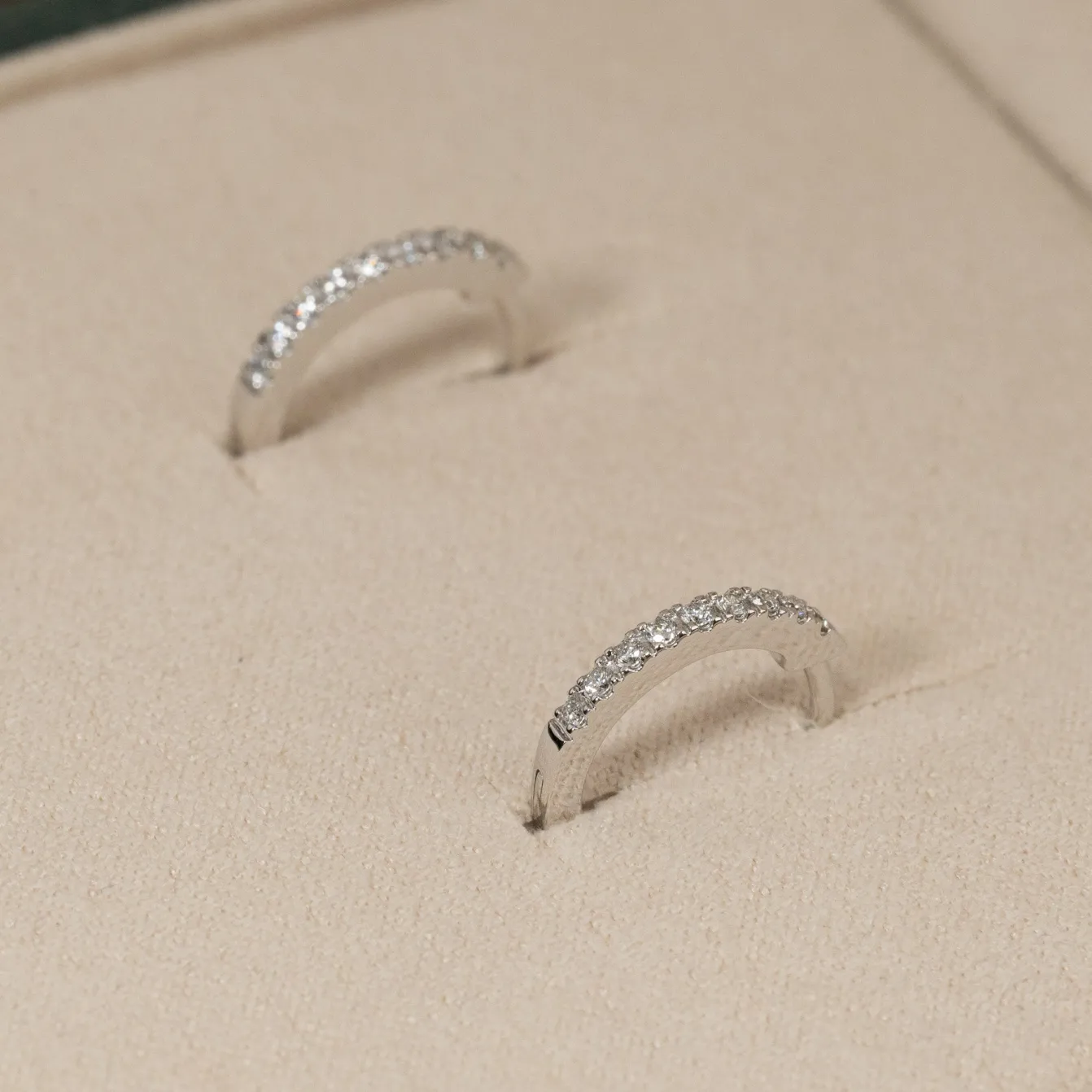 CLASSIC DIAMOND CREOL EARRING - 0.15ct - WG