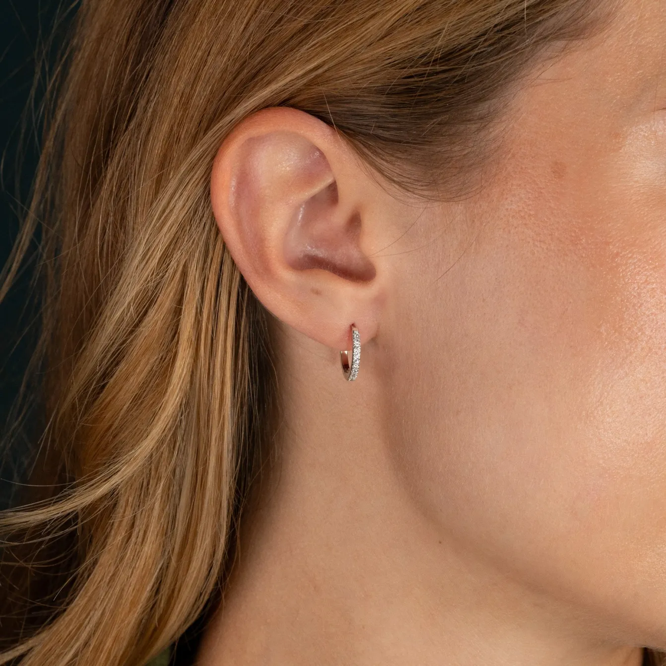 CLASSIC DIAMOND CREOL EARRING - 0.15ct - WG