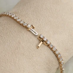 CLASSIC DIAMOND TENNIS BRACELET - 5ct - YG