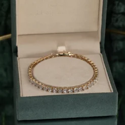 CLASSIC DIAMOND TENNIS BRACELET - 9.5ct - YG