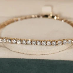 CLASSIC DIAMOND TENNIS BRACELET - 5ct - YG