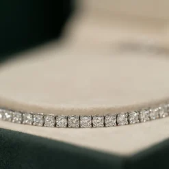 CLASSIC DIAMOND TENNIS BRACELET - 3.5ct - WG