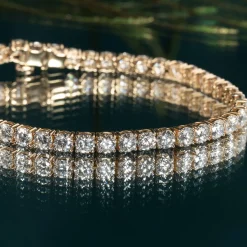 CLASSIC DIAMOND TENNIS BRACELET - 9.5ct - YG