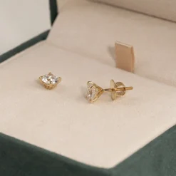 CLASSIC SOLITAIRE DIAMOND STUD EARRING - 2.0ct - YG