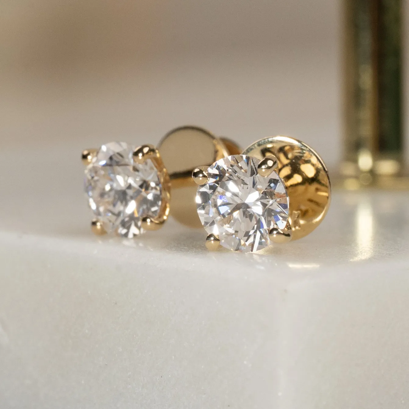 CLASSIC SOLITAIRE DIAMOND STUD EARRING - 2.0ct - YG
