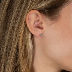 CLASSIC SOLITAIRE DIAMOND STUD EARRING - 0.8ct - WG