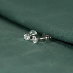 CLASSIC SOLITAIRE DIAMOND STUD EARRING - 1.0ct - WG