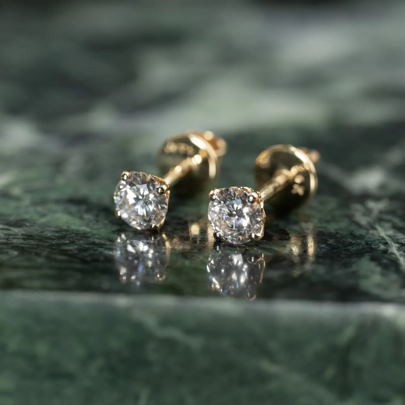 CLASSIC SOLITAIRE DIAMOND STUD EARRING - 0.5ct - YG