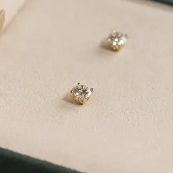 CLASSIC SOLITAIRE DIAMOND STUD EARRING - 1.0ct - YG