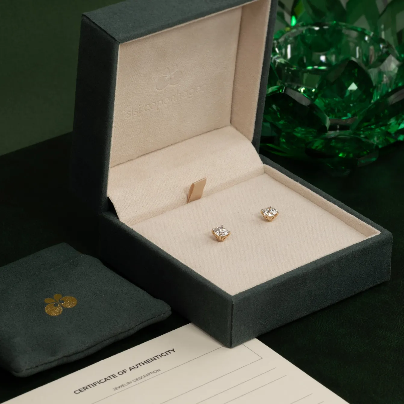 CLASSIC SOLITAIRE DIAMOND STUD EARRING - 1.5ct - YG