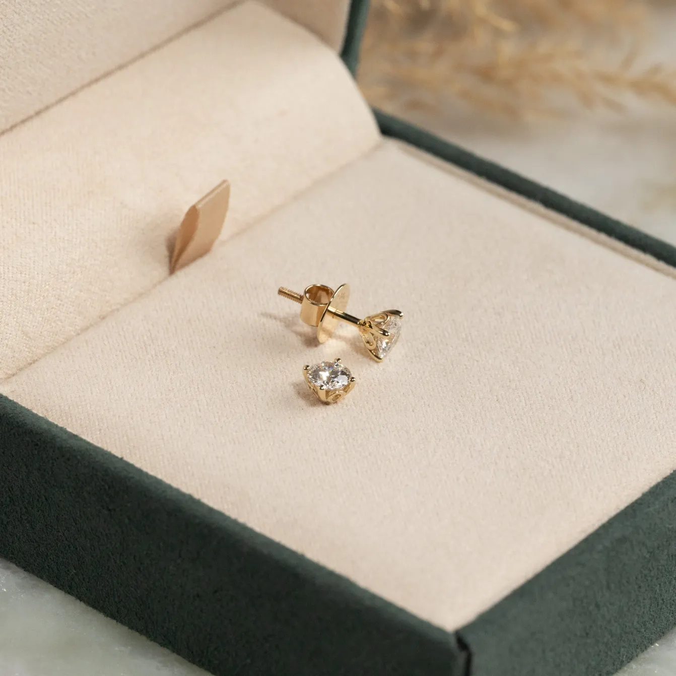 CLASSIC SOLITAIRE DIAMOND STUD EARRING - 1.0ct - YG