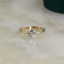 CLASSIC SOLITAIRE 6-PRONG DIAMOND RING - 0.75ct - YG