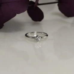 CLASSIC SOLITAIRE 6-PRONG DIAMOND RING - 0.5ct - WG