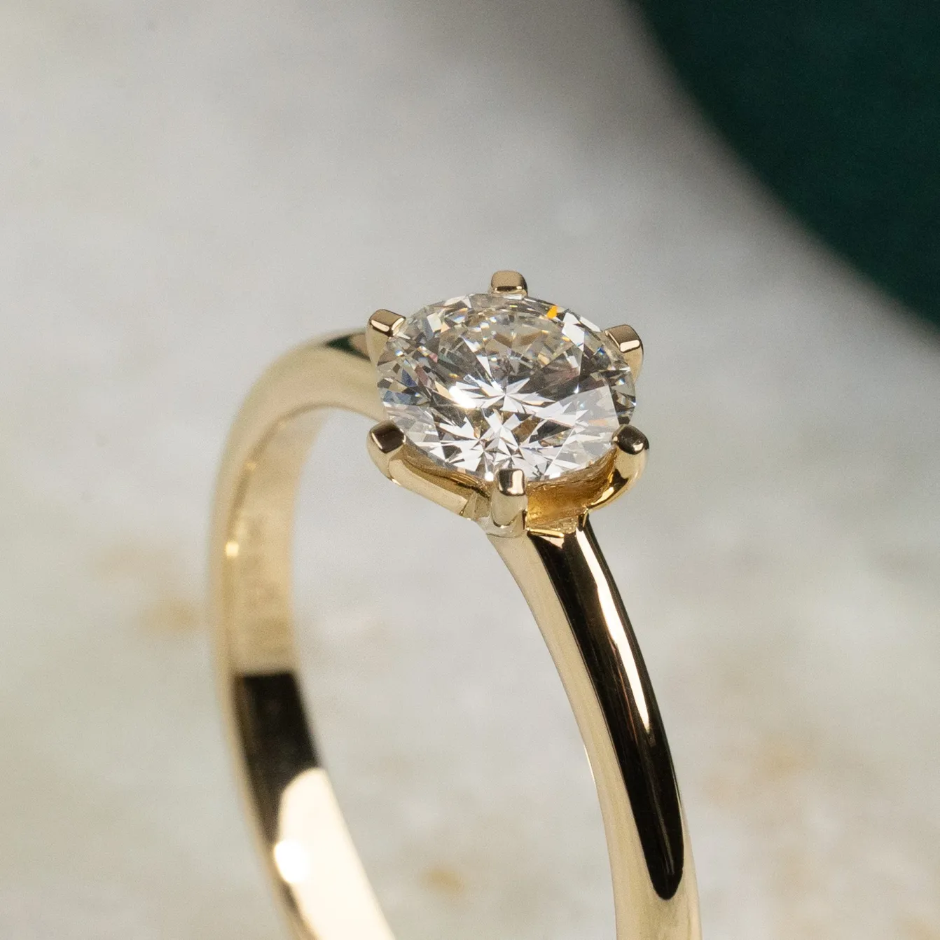 CLASSIC SOLITAIRE 6-PRONG DIAMOND RING - 0.75ct - YG