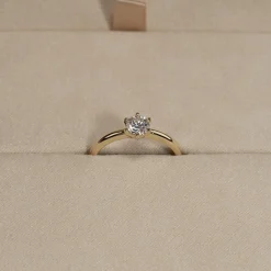 CLASSIC SOLITAIRE 6-PRONG DIAMOND RING - 0.5ct - YG