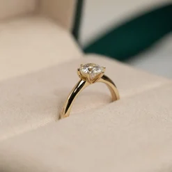 CLASSIC SOLITAIRE 6-PRONG DIAMOND RING - 0.75ct - YG