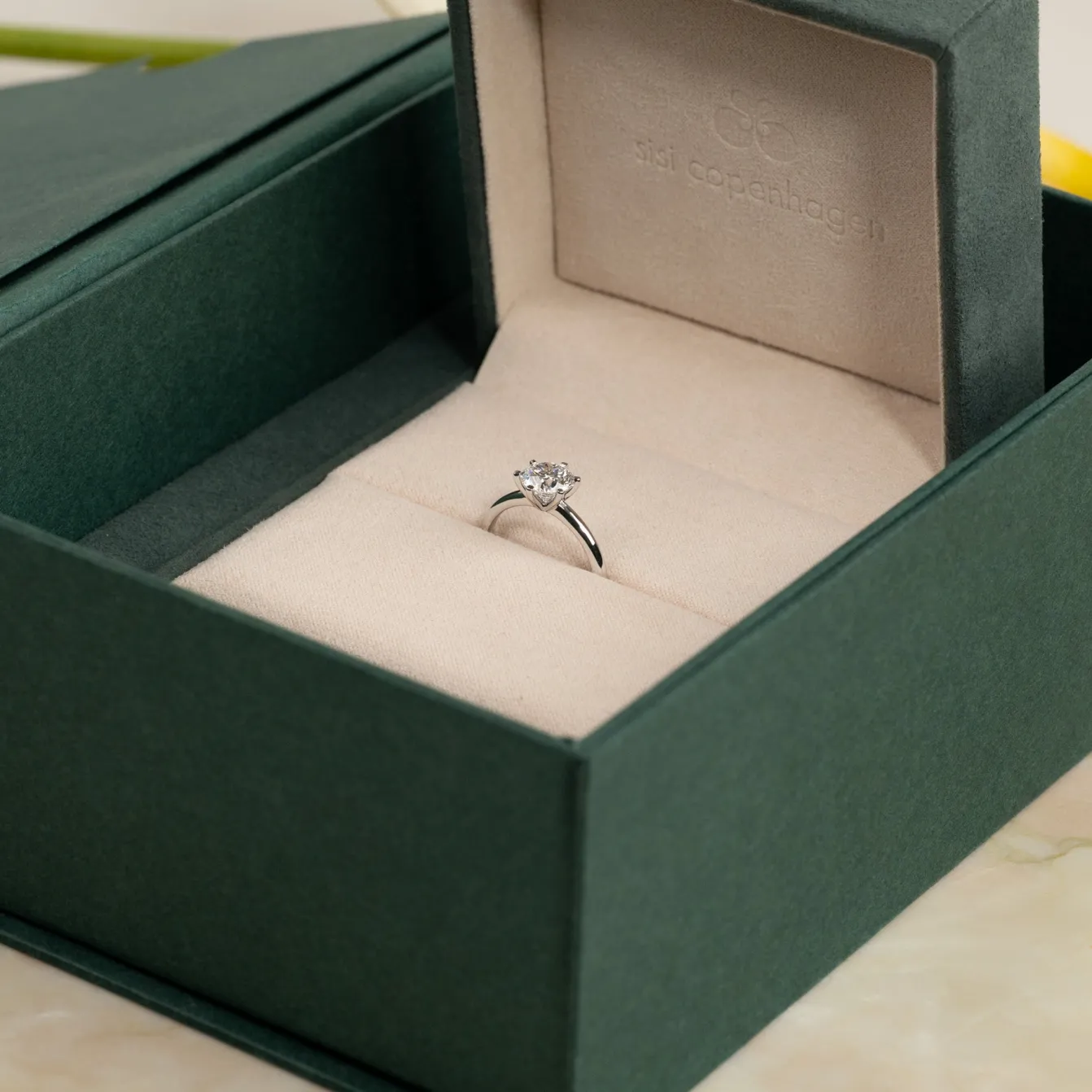 CLASSIC SOLITAIRE 6-PRONG DIAMOND RING - 1.5ct - WG