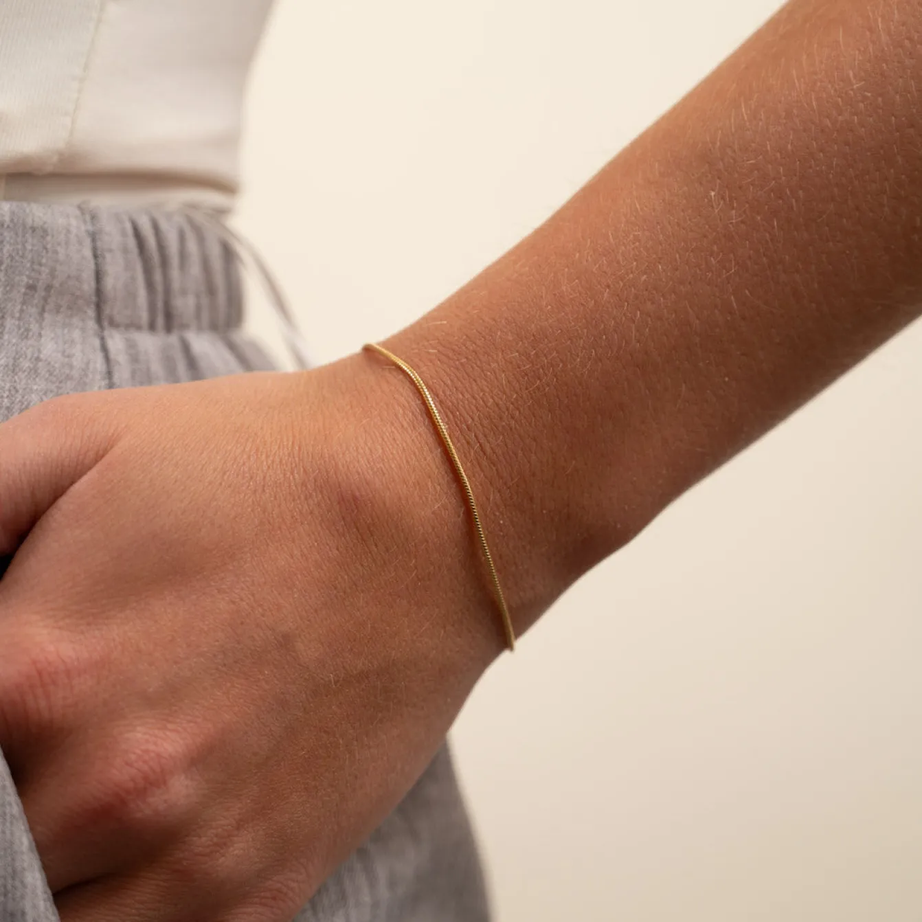 CORNELIA GOLDEN BRACELET