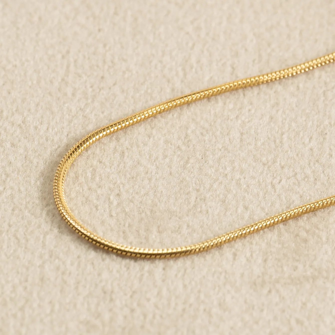 CORNELIA GOLDEN CHAIN