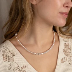 DAGMAR PEARL GOLDEN NECKLACE