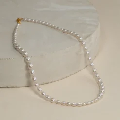 DAGMAR PEARL GOLDEN NECKLACE