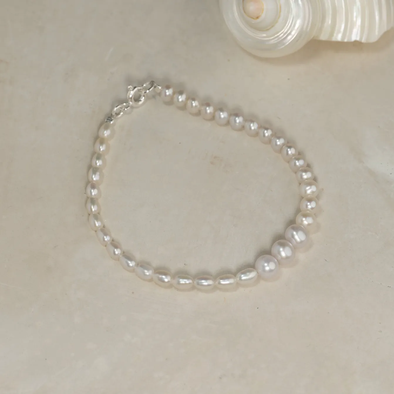 DAGMAR PEARL SILVER BRACELET