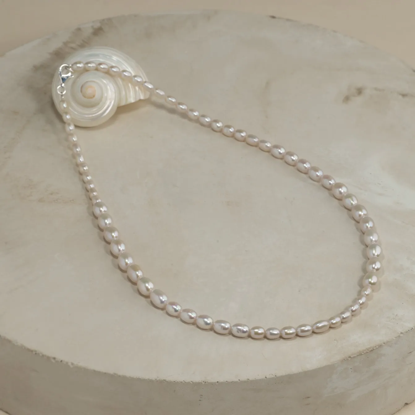 DAGMAR PEARL SILVER NECKLACE