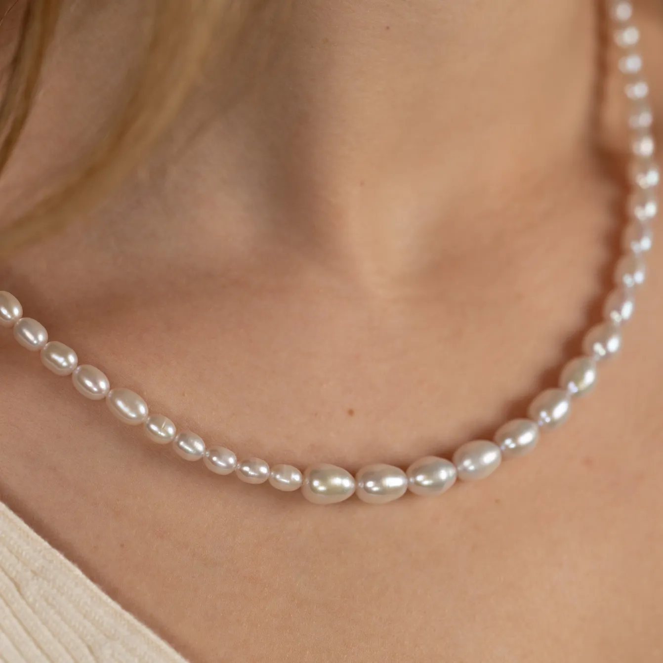 DAGMAR PEARL SILVER NECKLACE