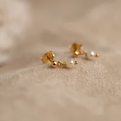 DARIA PEARL GOLDEN EARRING - Sisi Copenhagen