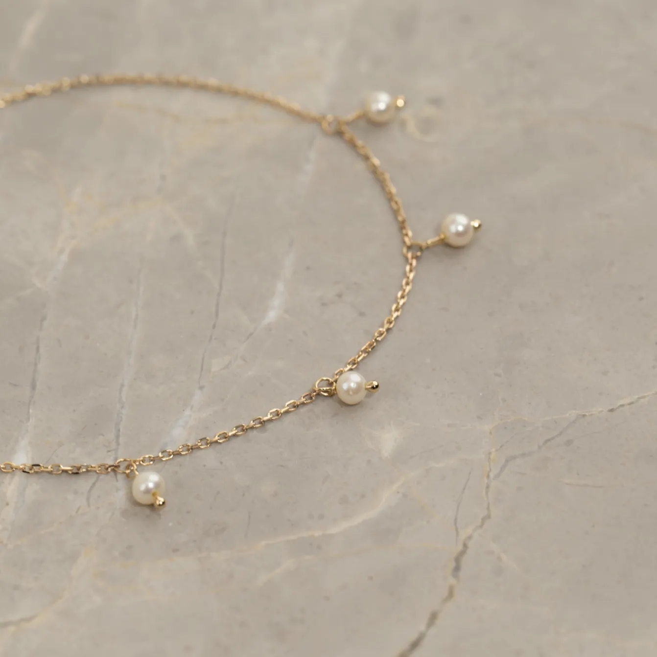 DARISSA PEARL SOLID GOLD BRACELET