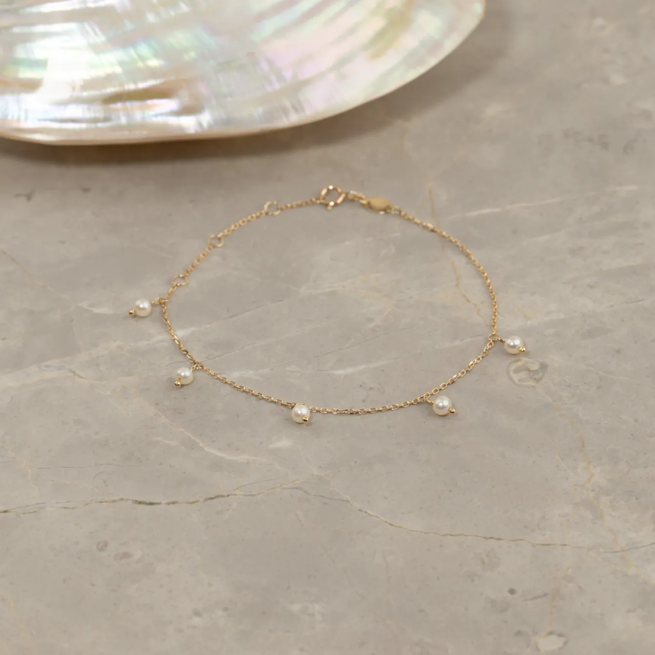 DARISSA PEARL SOLID GOLD BRACELET