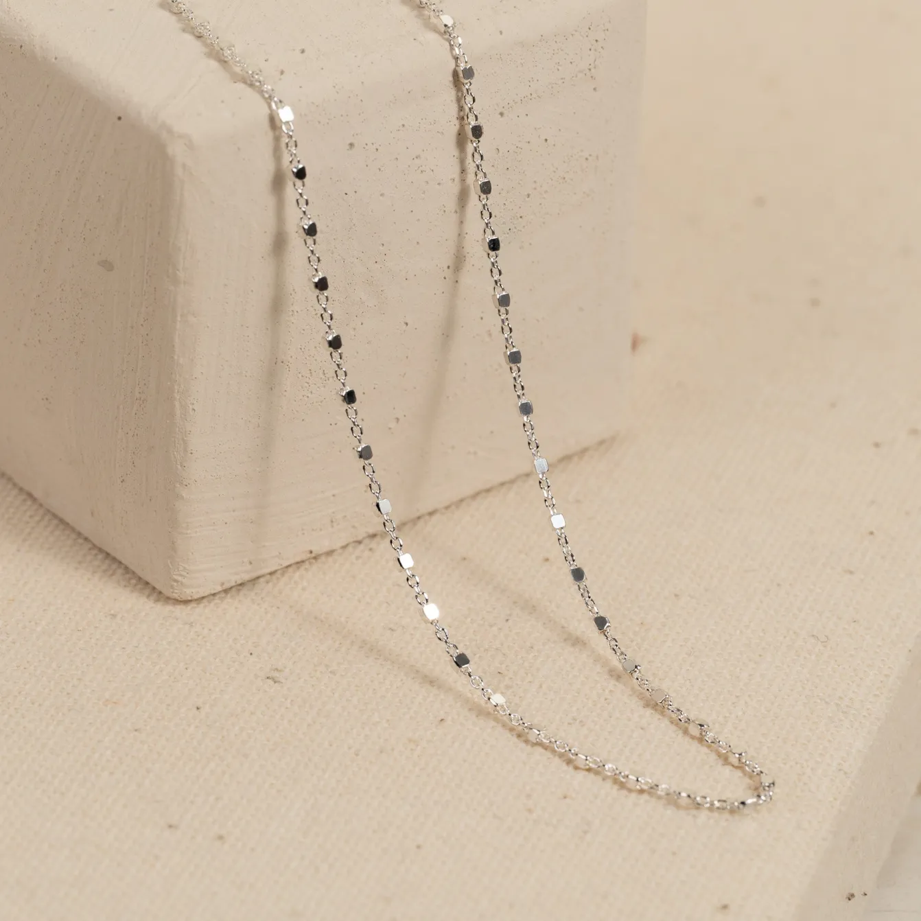 DELTA SILVER CHAIN