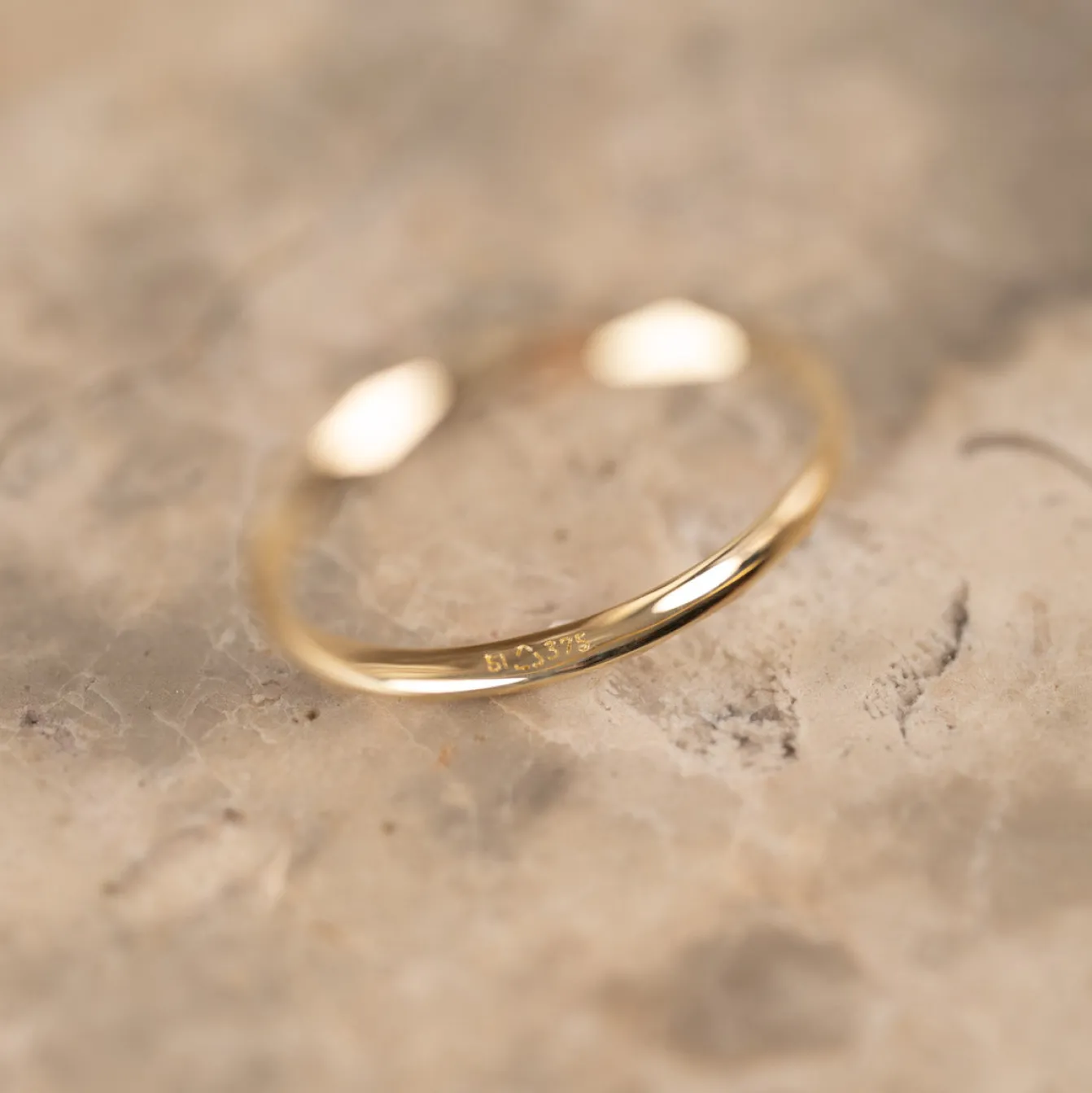 DIMONA SOLID GOLD RING