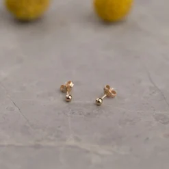 DOT SOLID GOLD STUD EARRING - 3mm - Sisi Copenhagen