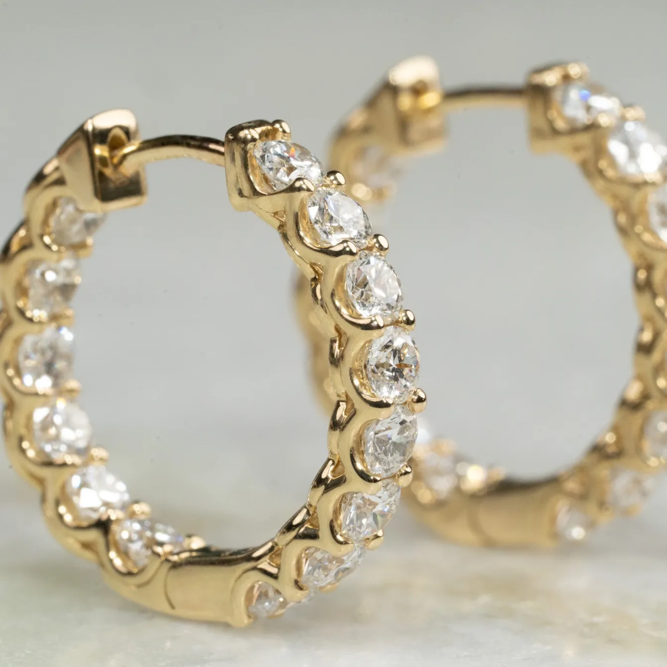 DOUBLE SET SHARED PRONG DIAMOND CREOL EARRING - 2.8ct - YG