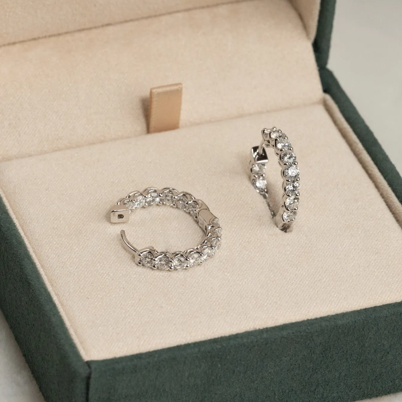 DOUBLE SET SHARED PRONG DIAMOND CREOL EARRING - 2.8ct - WG