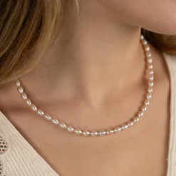 EIRA PEARL GOLDEN NECKLACE