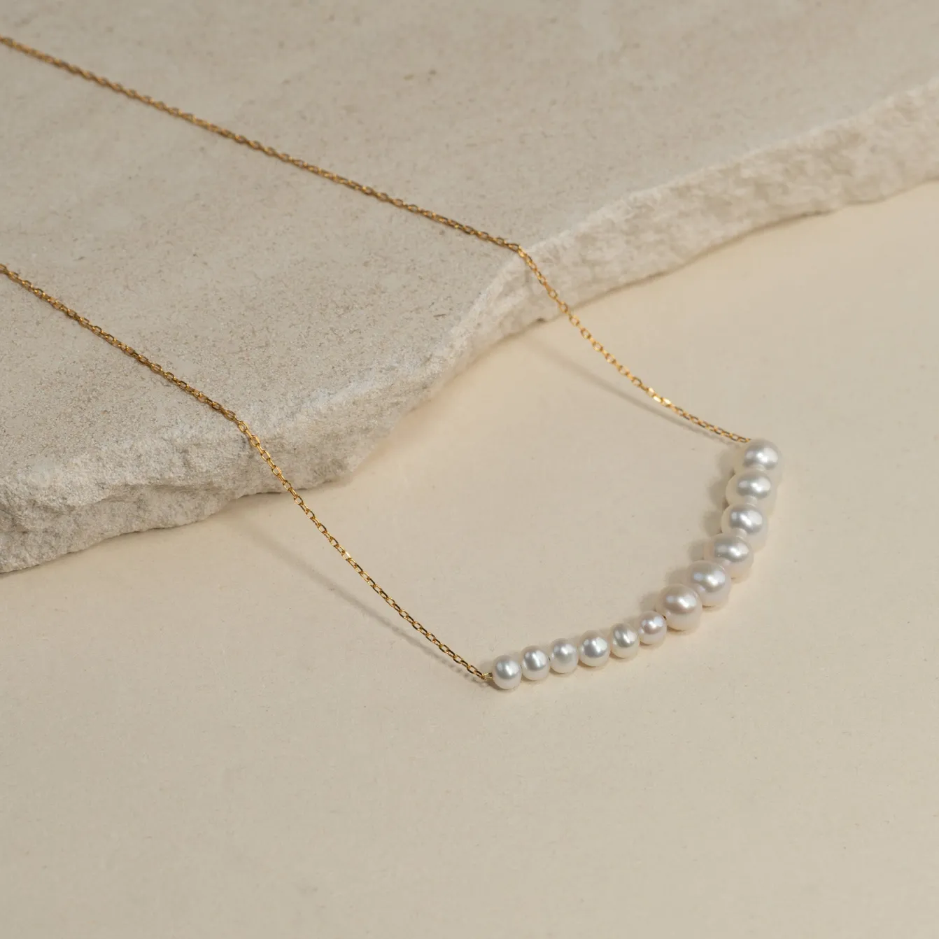 ELARA PEARL GOLDEN NECKLACE