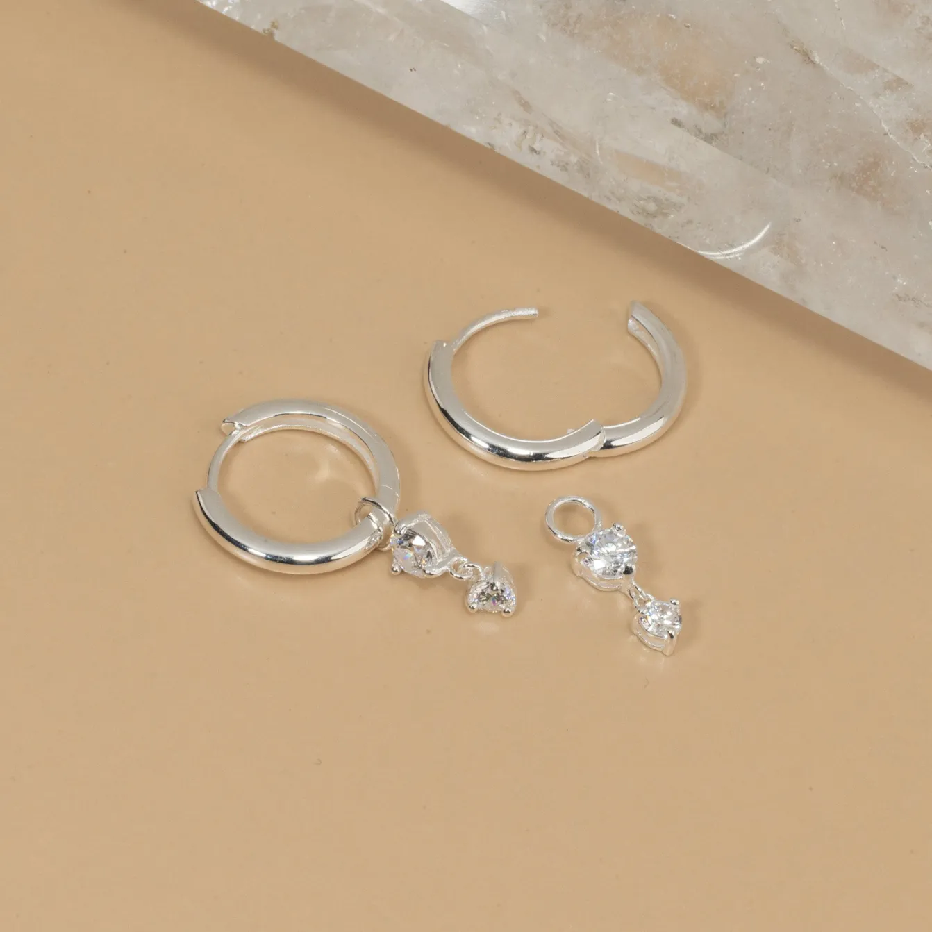ELENOR CRYSTAL SILVER EARRING CHARM - Sisi Copenhagen