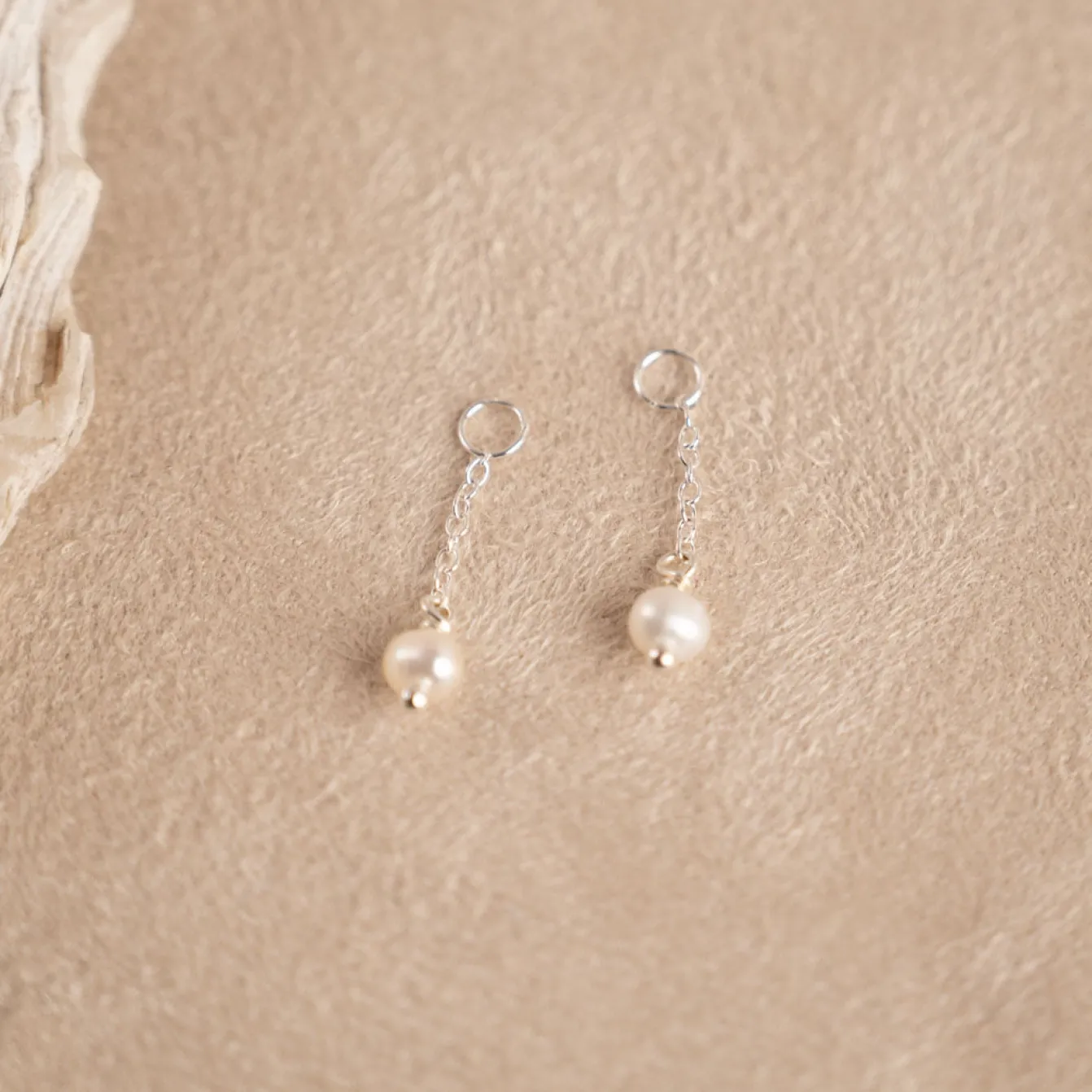 ELISA PEARL SILVER EARRING CHARM - Sisi Copenhagen