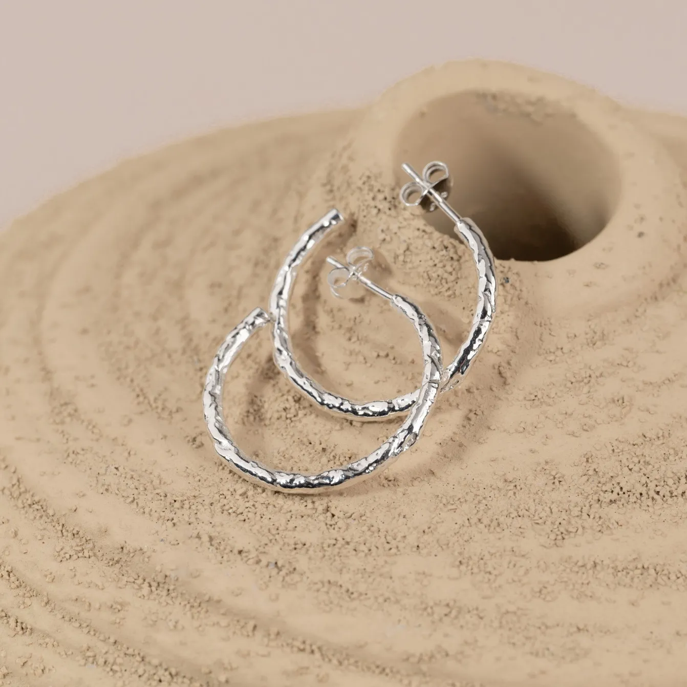 ELMA LARGE SILVER CREOL EARRING